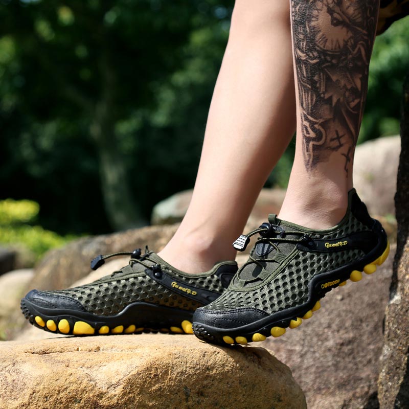 trekking mountain mens sports  - Off White Streetwear Brand ulasan dan harga